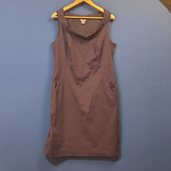 Ann Taylor, scoop neck shift dress, size 10 - Picture 4 of 8